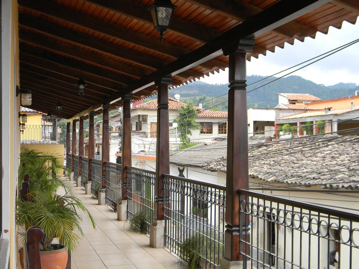 Berakah B&B- Central Park Copán Zewnętrze zdjęcie