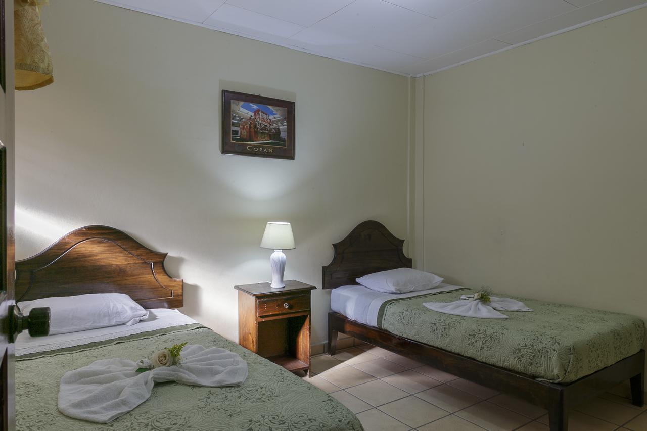 Berakah B&B- Central Park Copán Zewnętrze zdjęcie