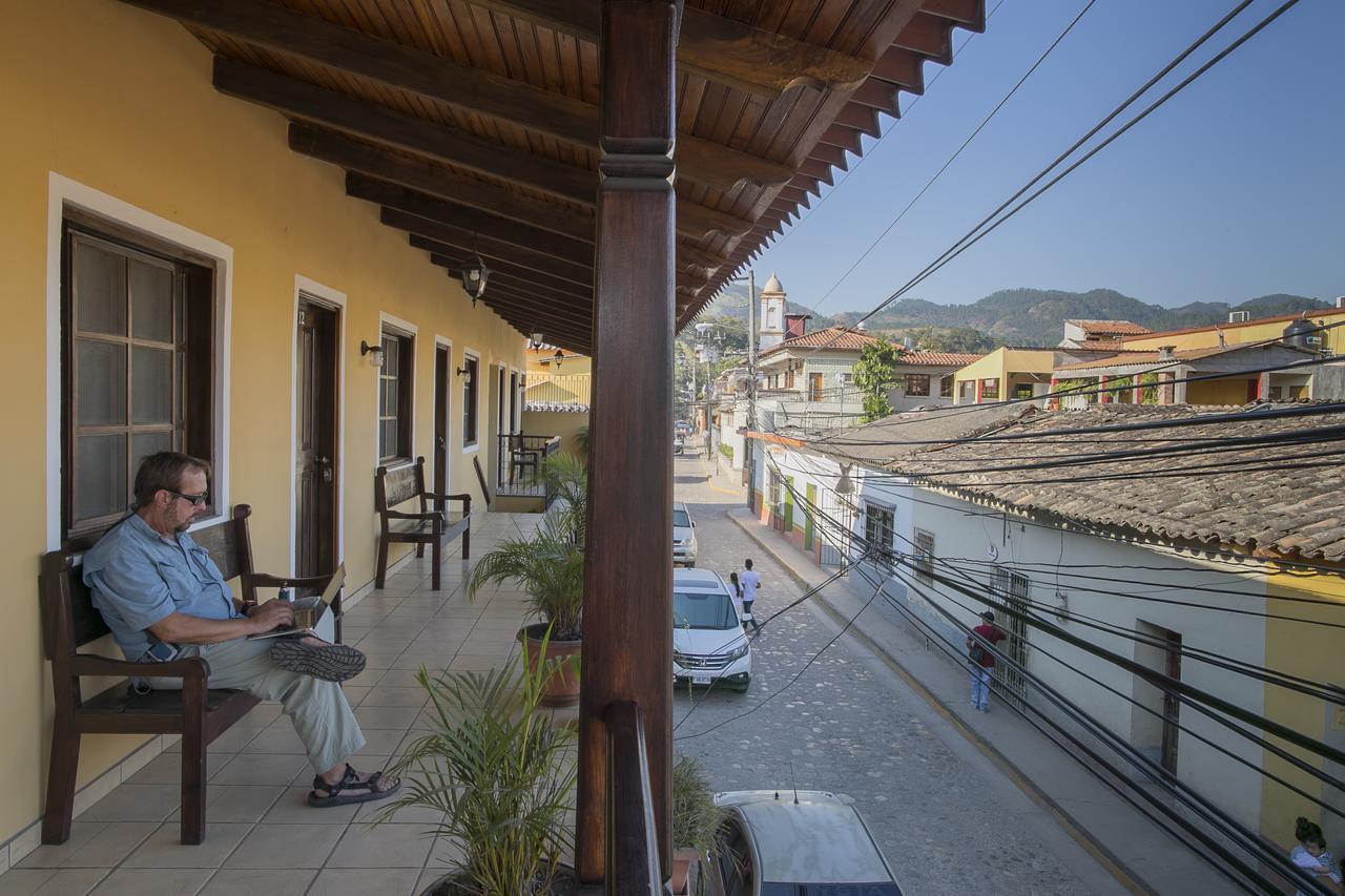 Berakah B&B- Central Park Copán Zewnętrze zdjęcie